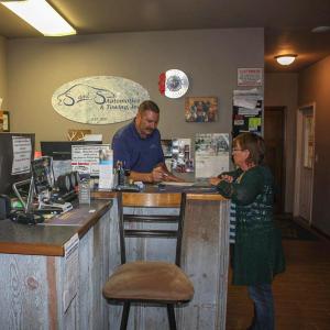 S and S Automotive & Towing