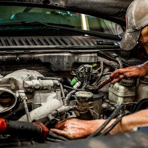 S and S Automotive & Towing